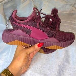 PUMA Tennis Shows Purple Woman’s 9